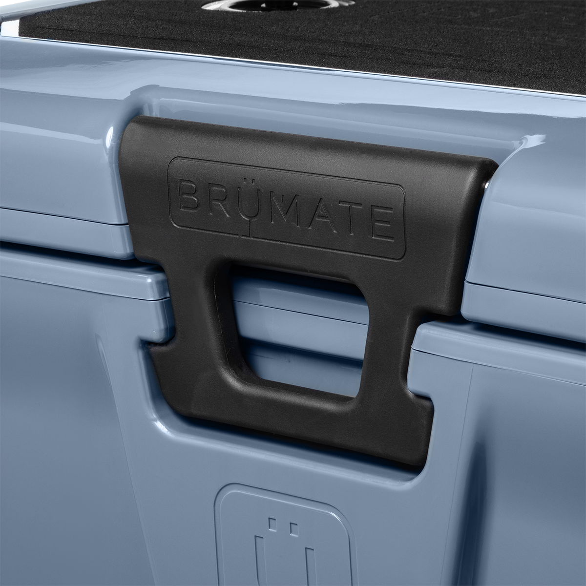 brutank-20qt-j4 BruTank-20-Denim-Latch.png
